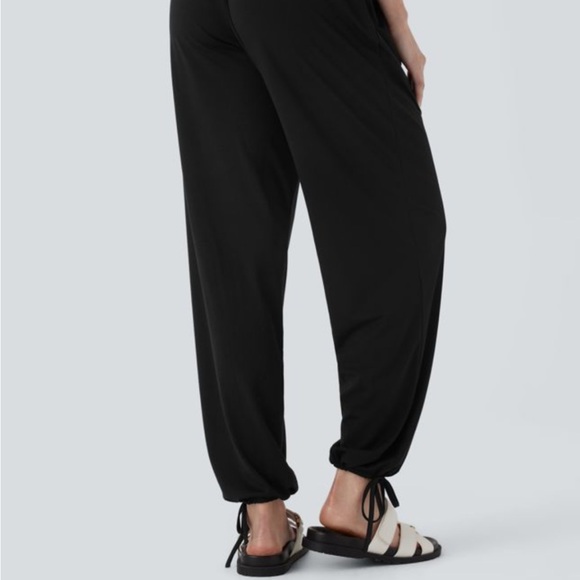 NWT HALARA Black Crossover High Waisted Pocket Drawstring Casual Joggers - Picture 3 of 11